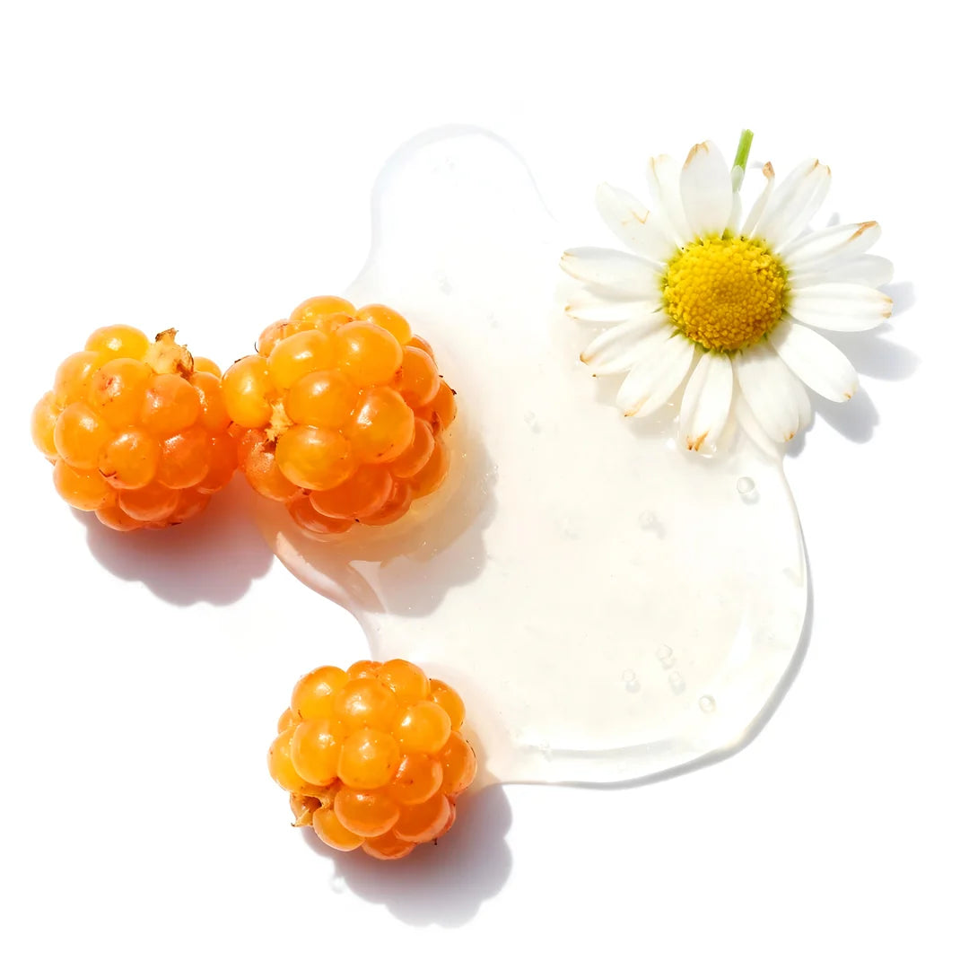 Chamomile flowers and cloudberry with a light gel texture as secondary ingredients in Yelf Clean Affairs Oil-to-Milk Cleanser